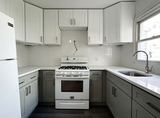 13 E 17th St #1E, Bayonne, NJ 07002