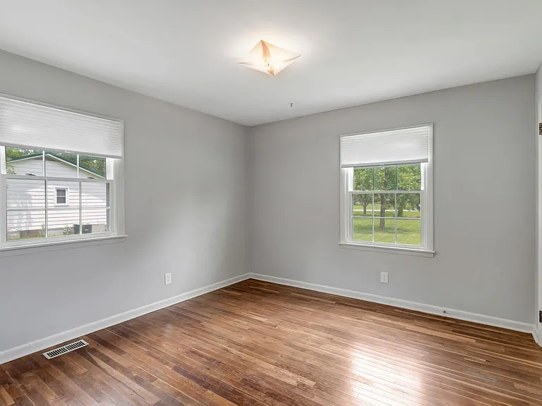 5039 Wilson Pike — Photo 21