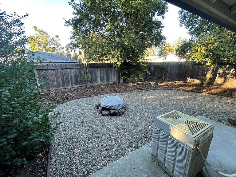 3021 Lillard Dr — Photo 15