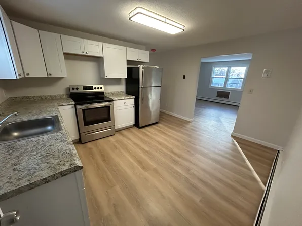 40 Glenwood St #1, Gardner, MA 01440