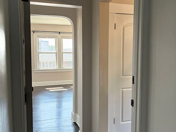 5th image of 451 Commercial Ave Floor 2