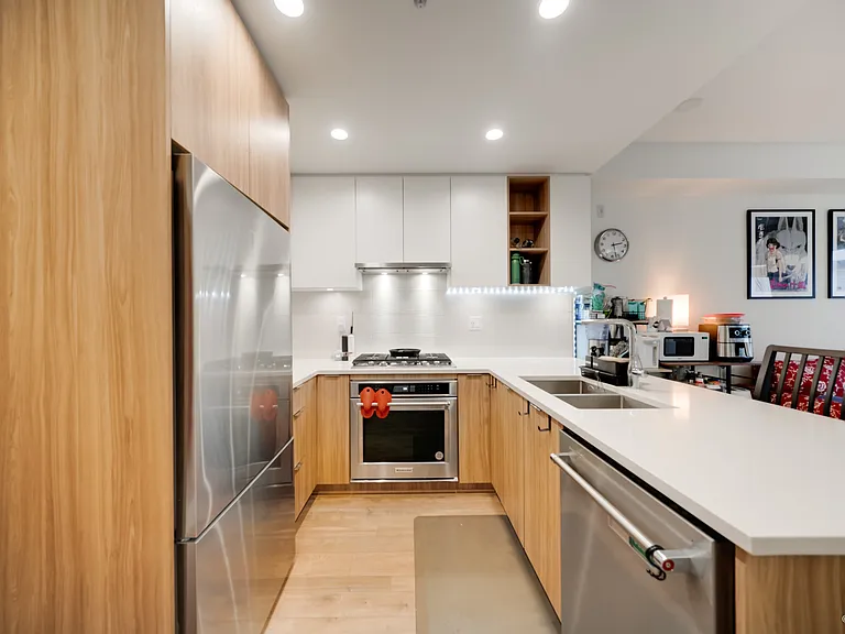 750 Dogwood St #511 — Photo 2