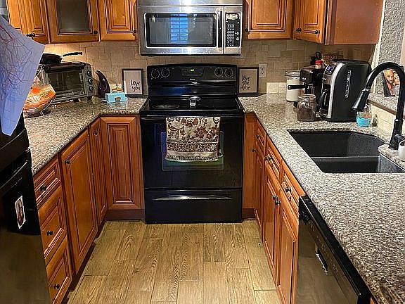 3rd image of 101 Villa Del Mar Dr Unit G-4