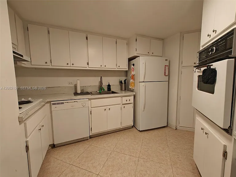 825 Brickell Bay Dr #350 — Photo 61