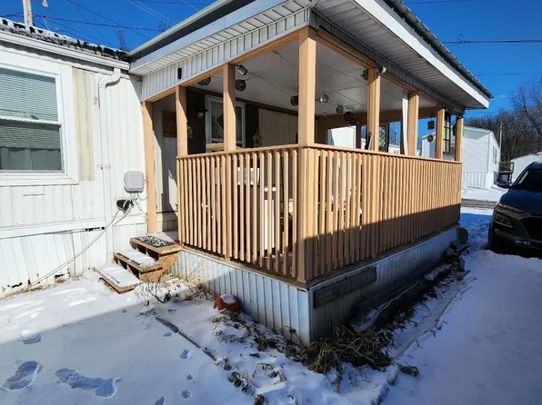 20 Sans Souci Trailer Park, Hanover Township, PA 18706