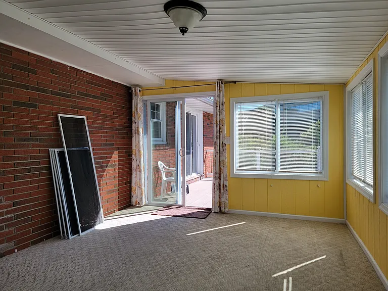 2422 New Holland Pike — Photo 22