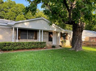 622 S Wildwood Dr, Irving, TX 75060