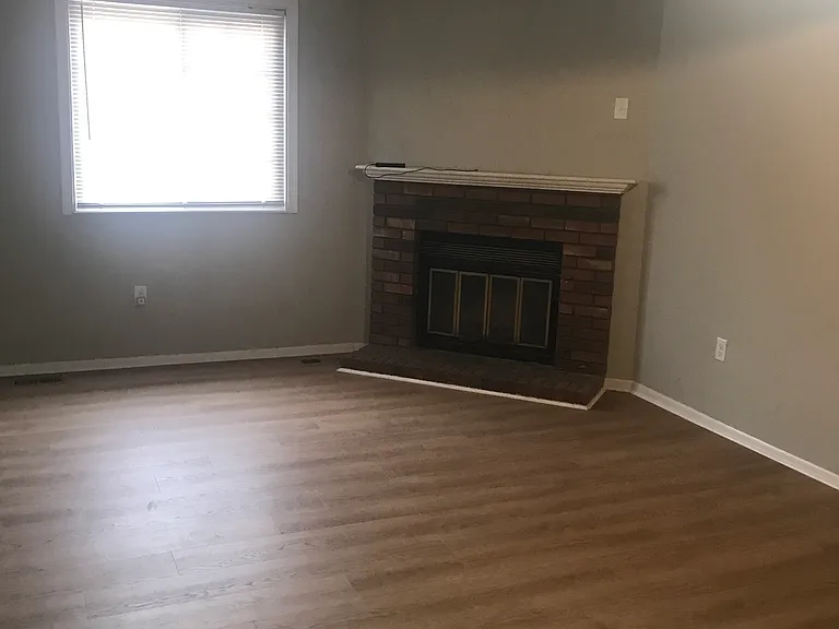5811 Rowanberry Dr #5811 — Photo 8