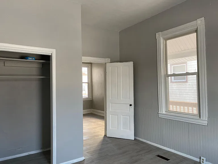 one view of bedroom