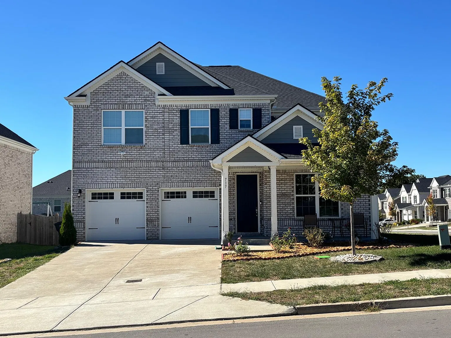4 bed, 3.5 bath, 3107 sqft, $3,400 — Photo 2