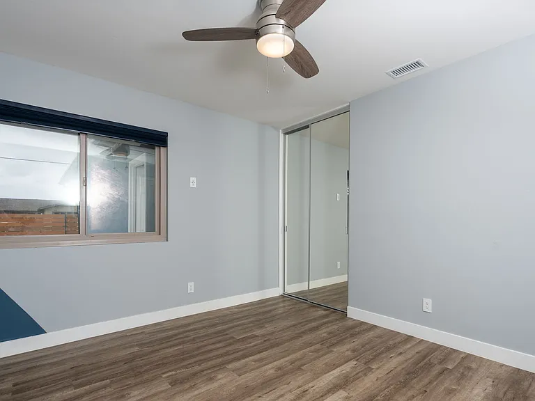 7143 Teasdale Ave — Photo 15