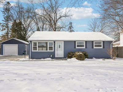 909 8th AVENUE, Grafton, WI, 53024