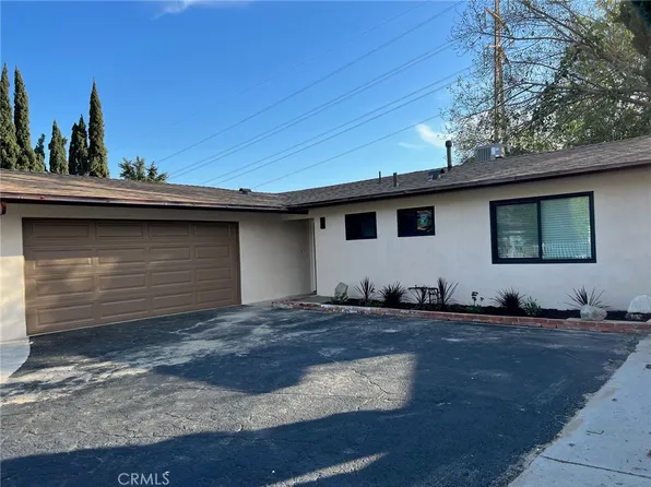 11567 Hunnewell Ave, Sylmar, CA 91342