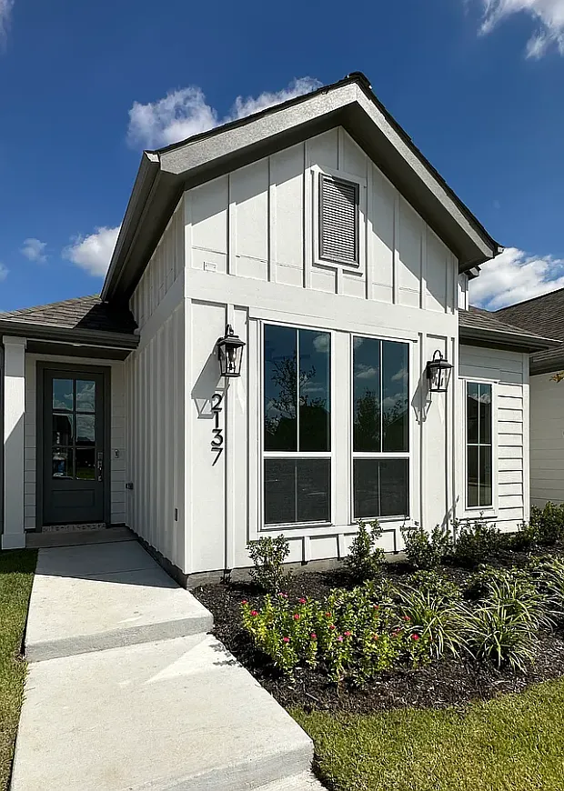 Building Photo - 2133 Eastus Ln