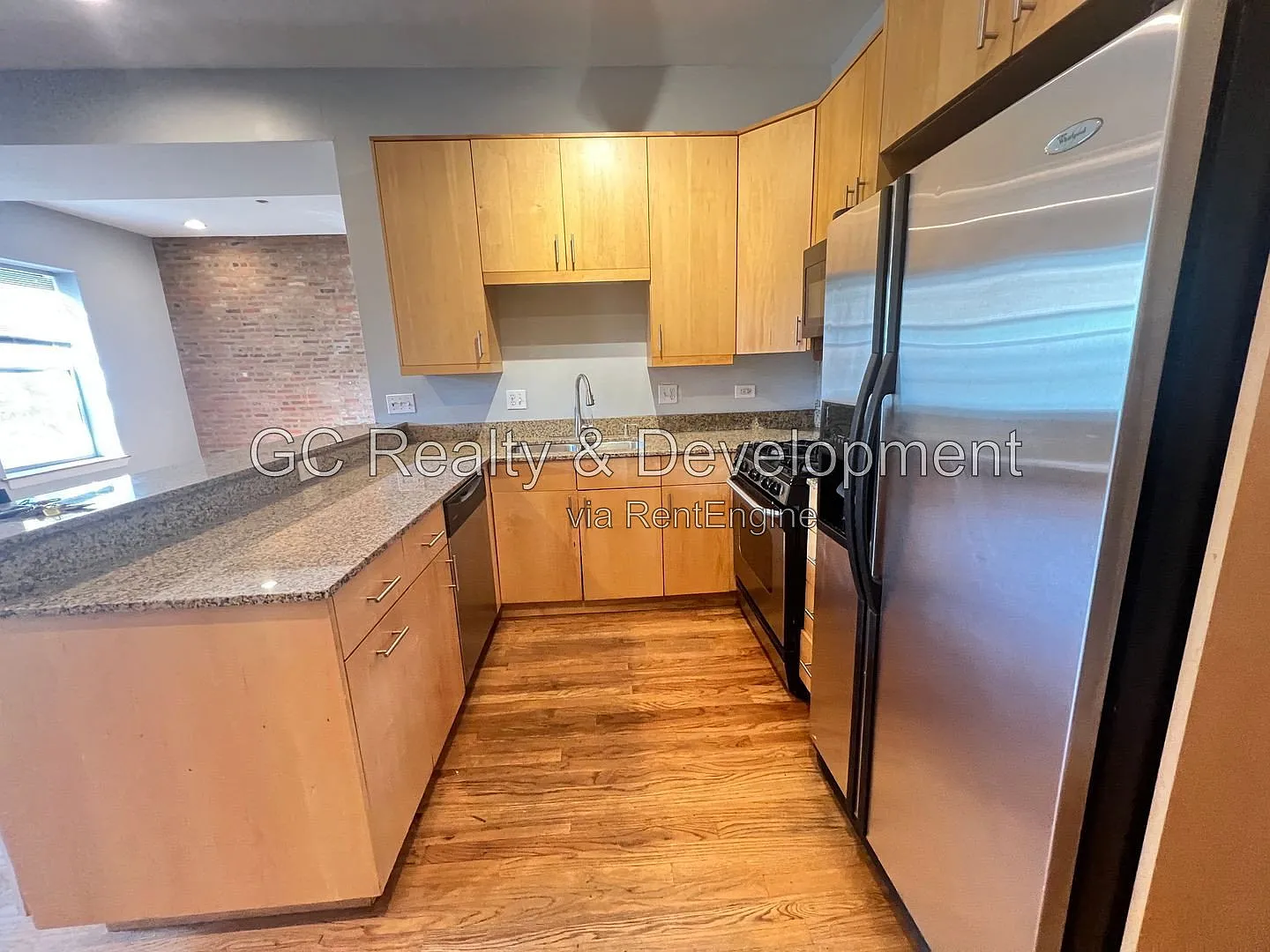 3 bed, 2.0 bath, 1300 sqft, $2,275 — Photo 3