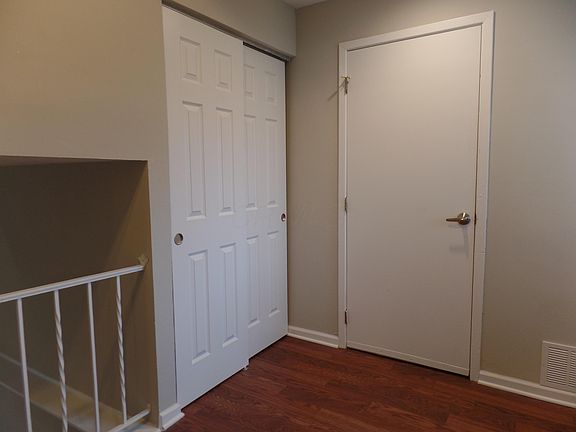 4th image of 6575 Birch Park Dr