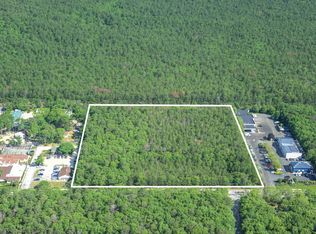 302 & 310 W Montauk Hwy, Hampton Bays, NY 11946