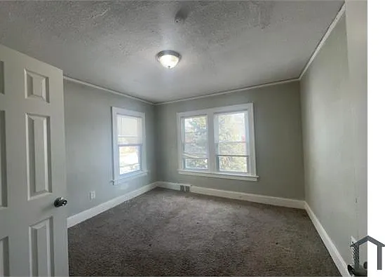 15011 Fairfield St — Photo 8