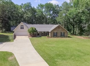 1408 Indian Hill Rd, Prattville, AL 36067