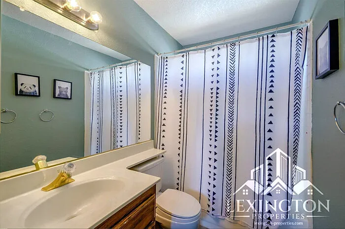 5941 Laguna Park Dr — Photo 31