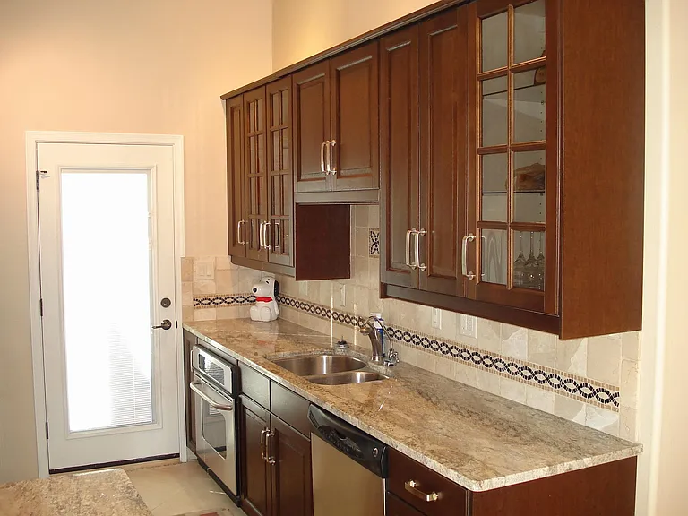 2531 E Drachman St — Photo 5