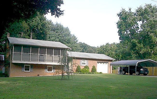 1st image of 2450 Birchdale Dr