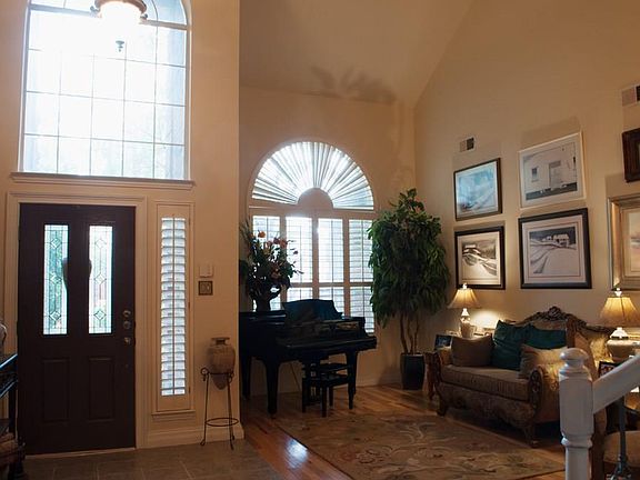 5th image of 1309 Rosewood Trl