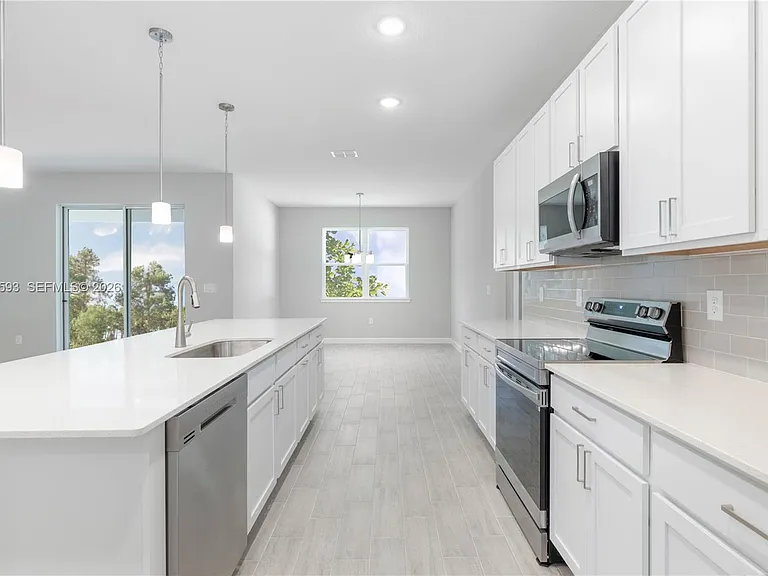 410 La Croix Rd SW — Photo 10