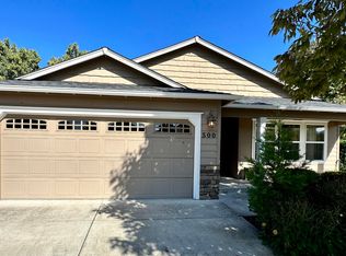 500 Antilles Ln, Medford, OR