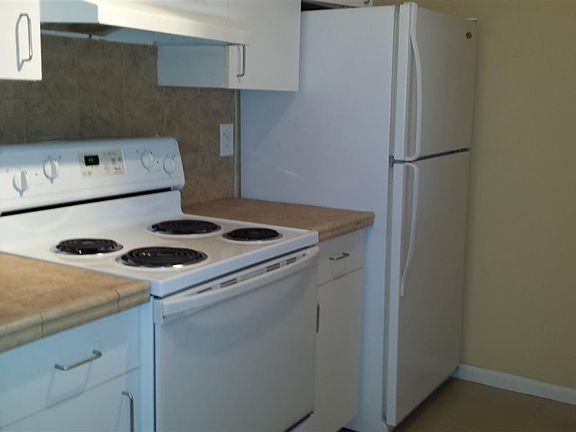 2nd image of 1743 Village Blvd APT 203