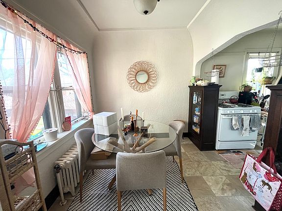 4th image of 4460 N Oakland Ave APT 23