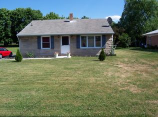 1811 Willow Rd, Carlisle, PA 17013