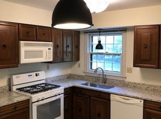 1184 Jamestown Rd APT 18, Williamsburg, VA 23185