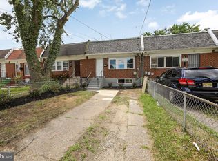 1085 Lakeshore Dr, Camden, NJ 08104