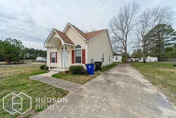 2nd image of 104 Katie Dr