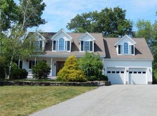 2 Shadow Ln, Ayer, MA 01432