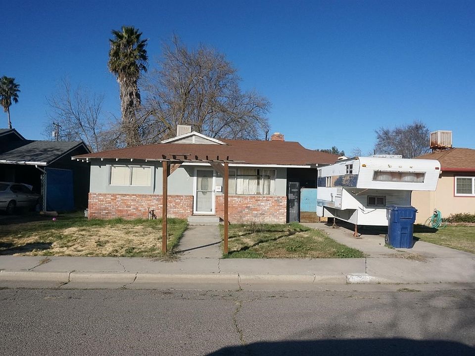 2nd image of 1042 Dos Palos Ave
