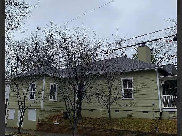 Auburn Ave NE — Photo 3