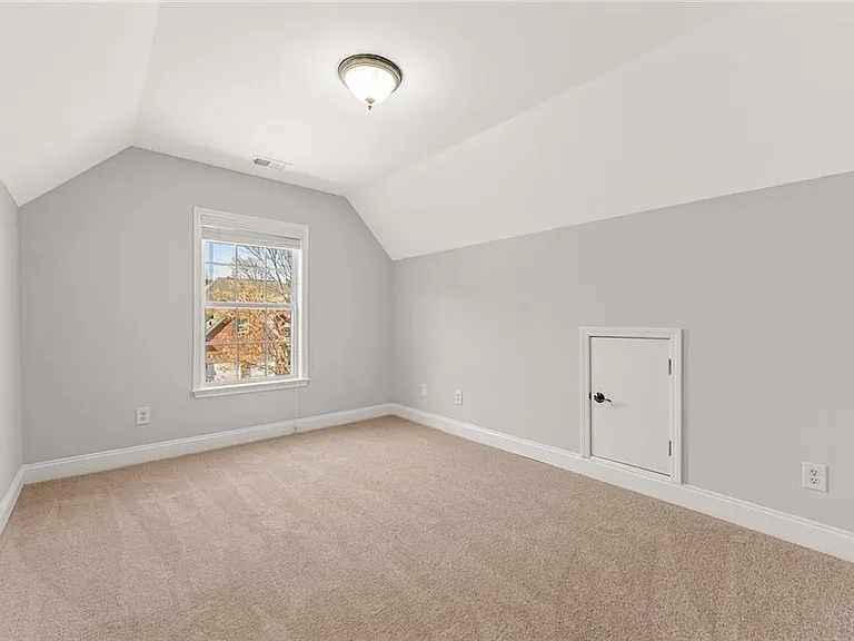 3329 Rosecliff Trce — Photo 46