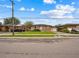 14 Janet St, Pt Colborne, ON