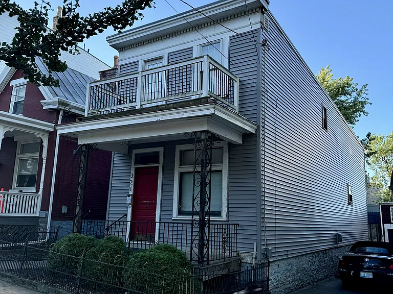 321 Warner St — Photo 48
