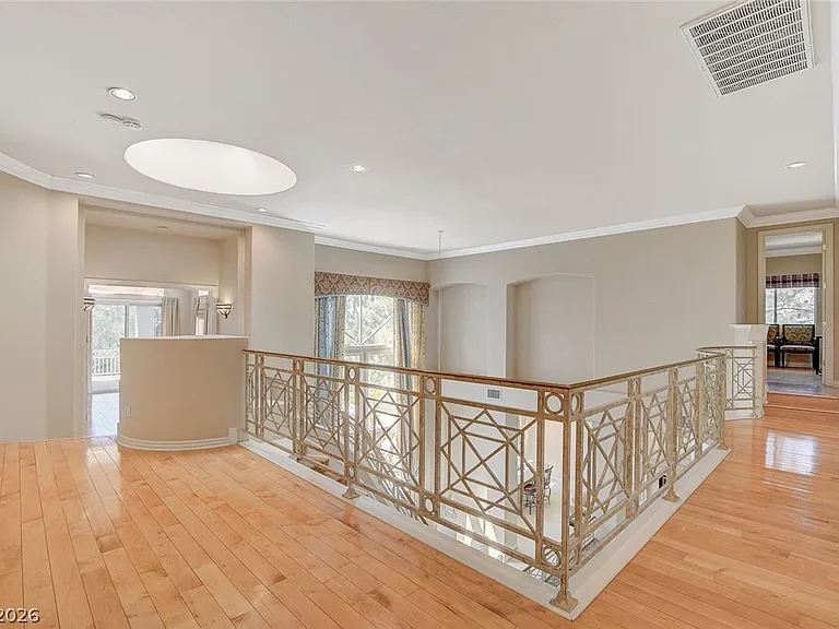 2041 Troon Dr — Photo 36