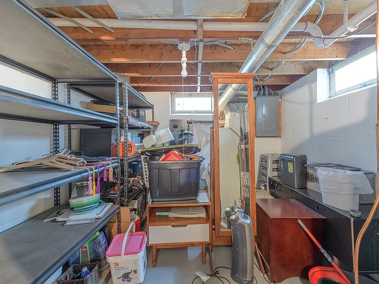 3243 Fillmore St NE — Photo 23