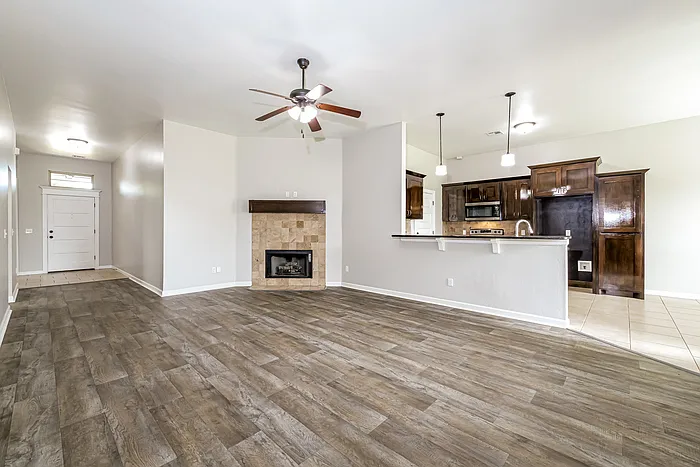 8312 NW 140th St — Photo 3