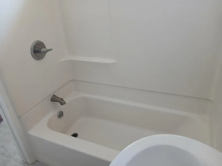 703 E Jefferson Ave — Photo 7