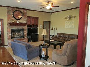 3rd image of 414 N Graystone Ln