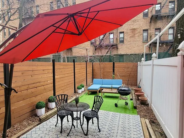330 E 94th St #1AB, Manhattan, NY 10128
