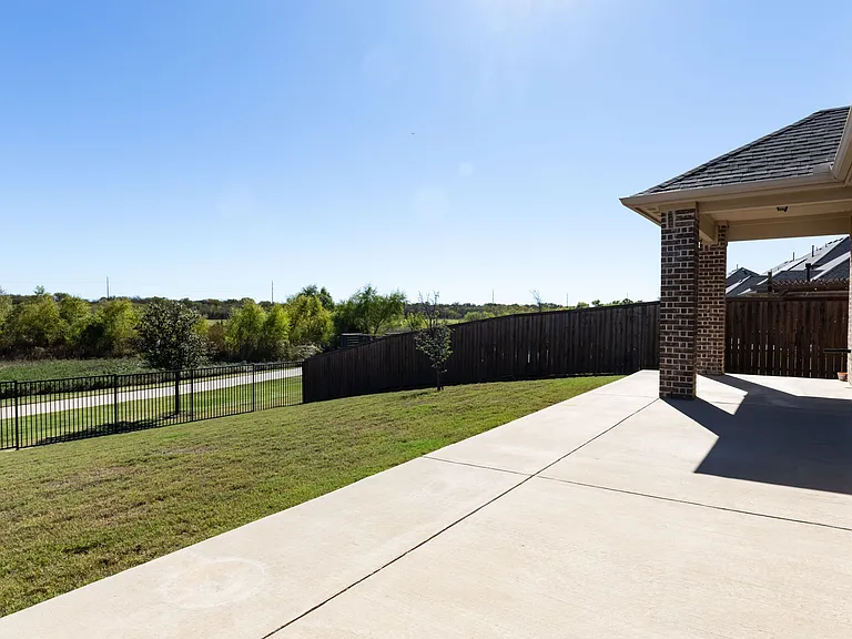 761 Gray Wolf Dr — Photo 15