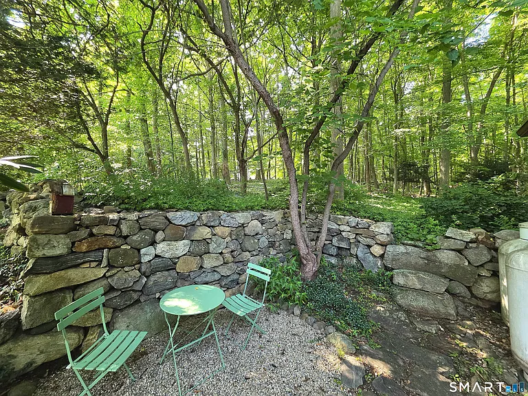 1035 Southford Rd #2 — Photo 23