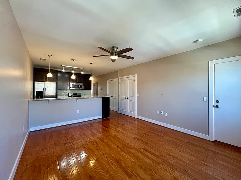 1353 Adams St NE #3 — Photo 7